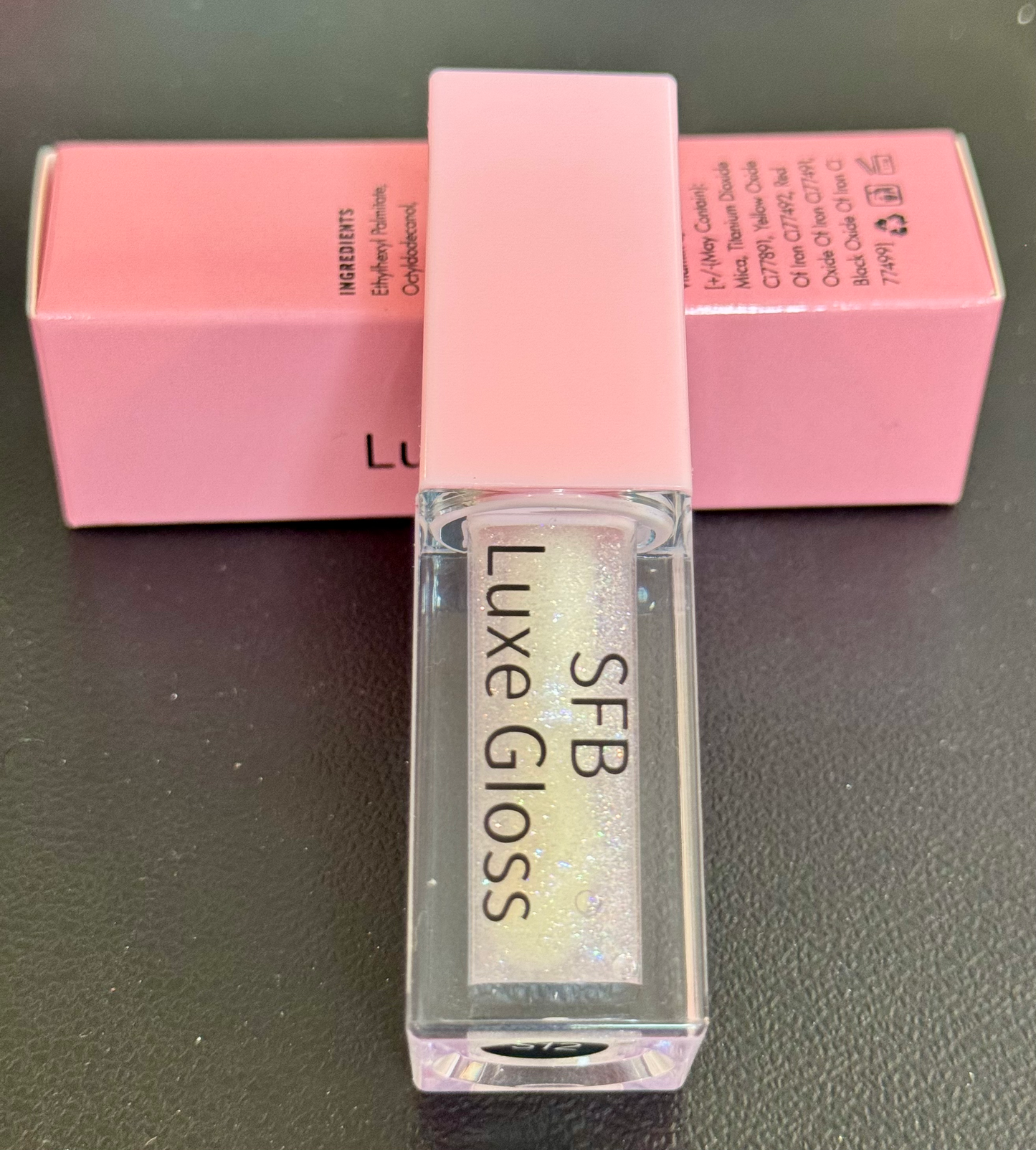 Luxe lipgloss  image 3