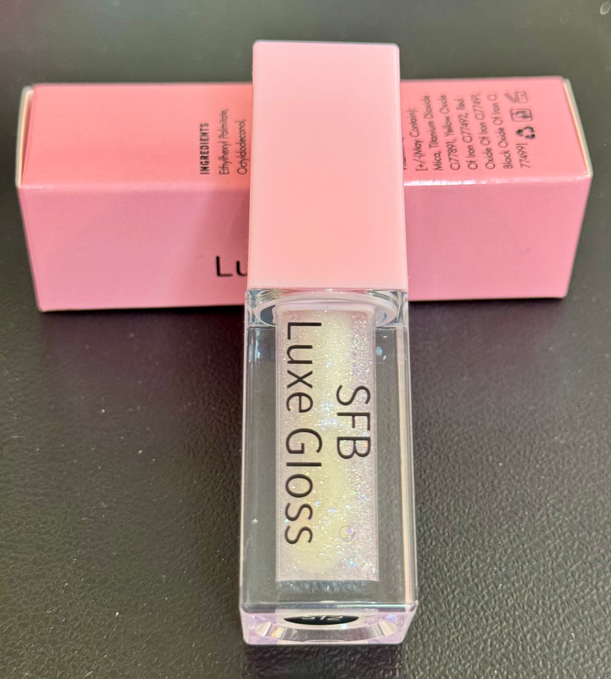 Luxe lipgloss  image 3